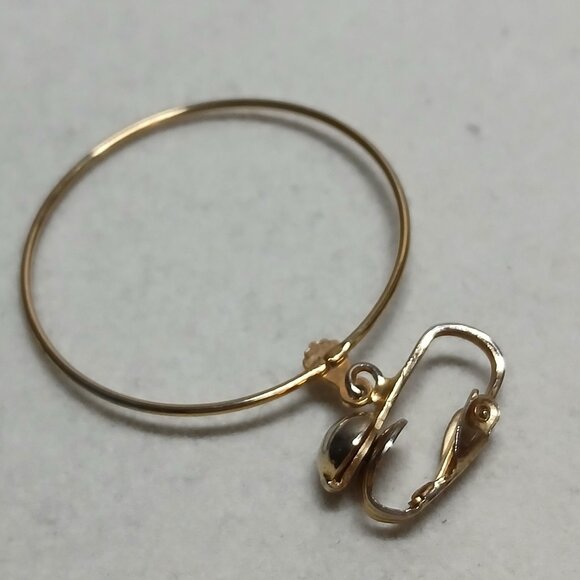 Vintage Gold Tone Clip On Hoop Earrings Costume Jewelry #80W - Picture 5 of 13